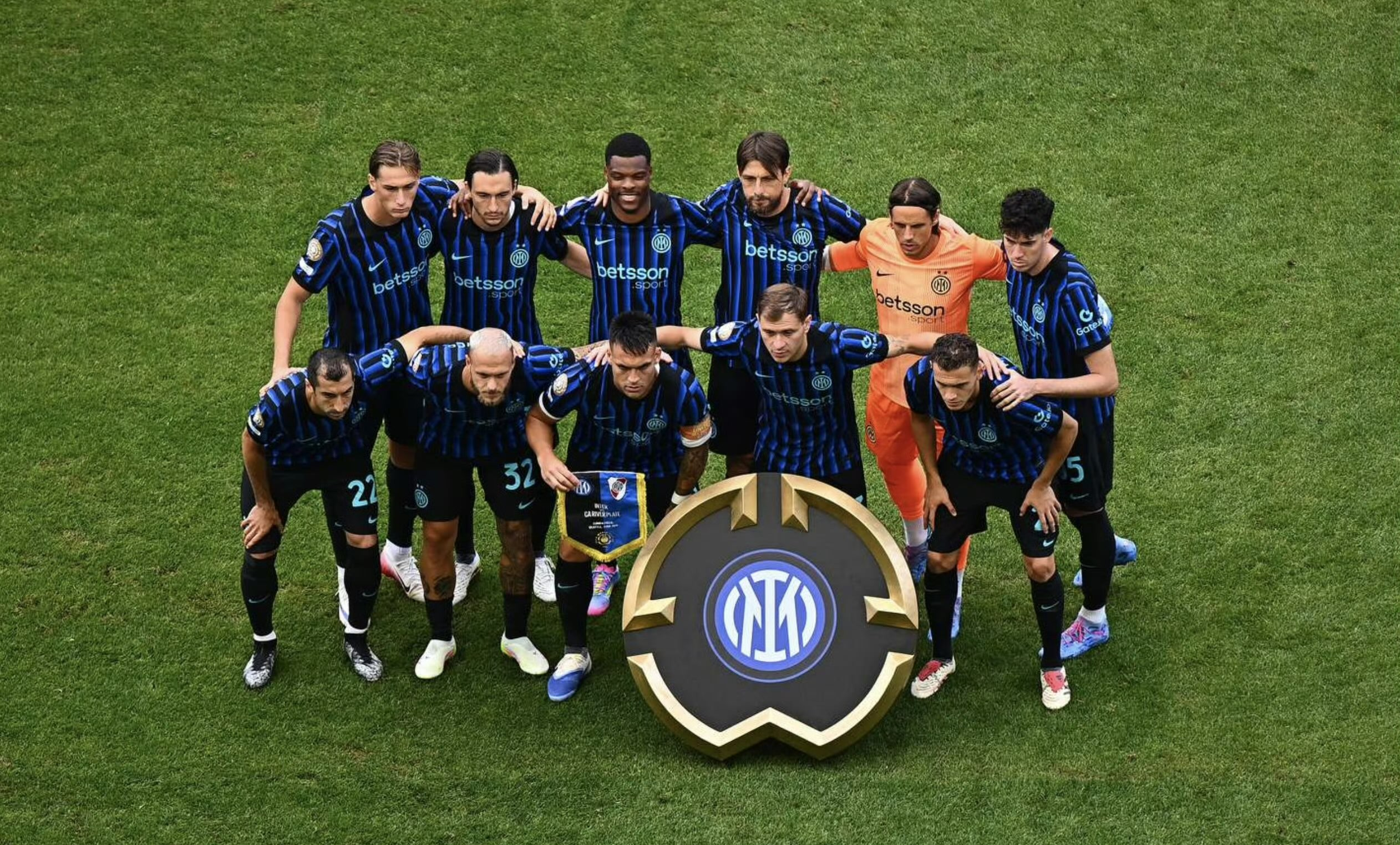 ayx-包含里程碑夜！马德里竞技复出首秀，德甲今晨刷纪录，态度坚定，赛程密集仍需轮换的词条